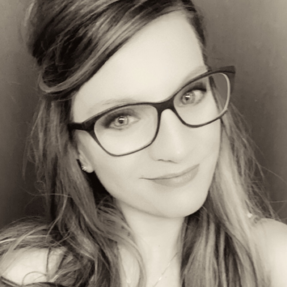 Meet your Posher, Stacy